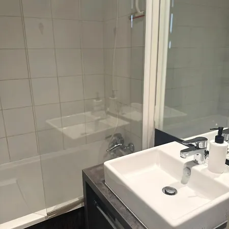 Le Cocon Des Peintres 1 Bedroom Of Лион